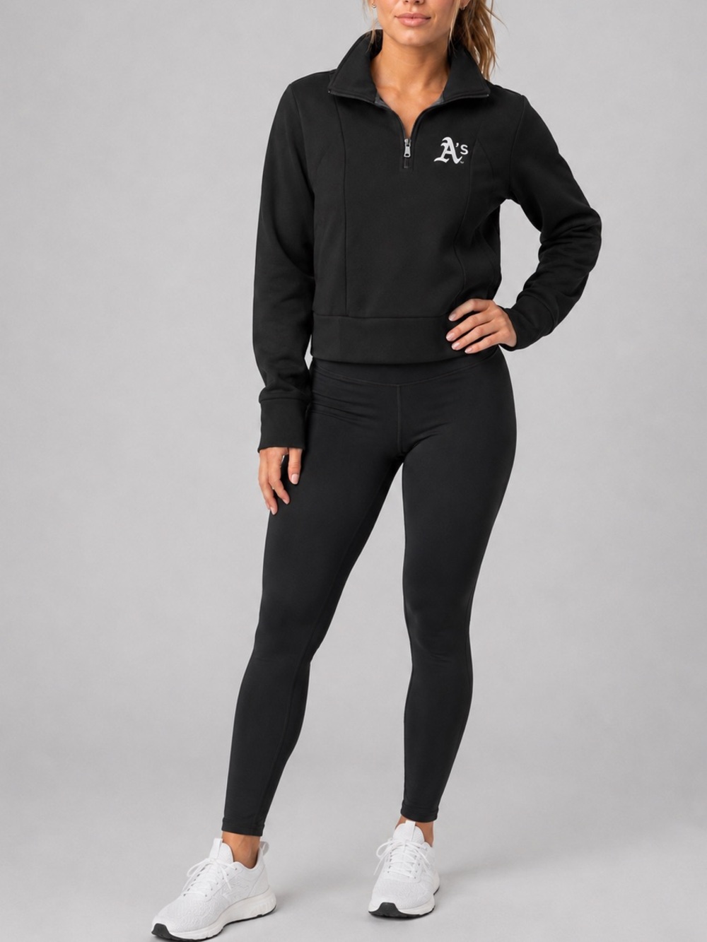 Oakland Athletics A’s UNRL Womens XL Black Scuba Quarter Zip Jacket Pullover NWT